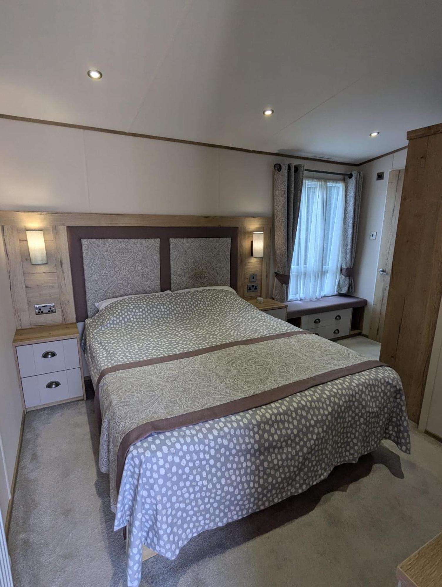 Stunning Caravan With Panoramic Views Weymouth Littlesea Haven Wyke Regis Esterno foto